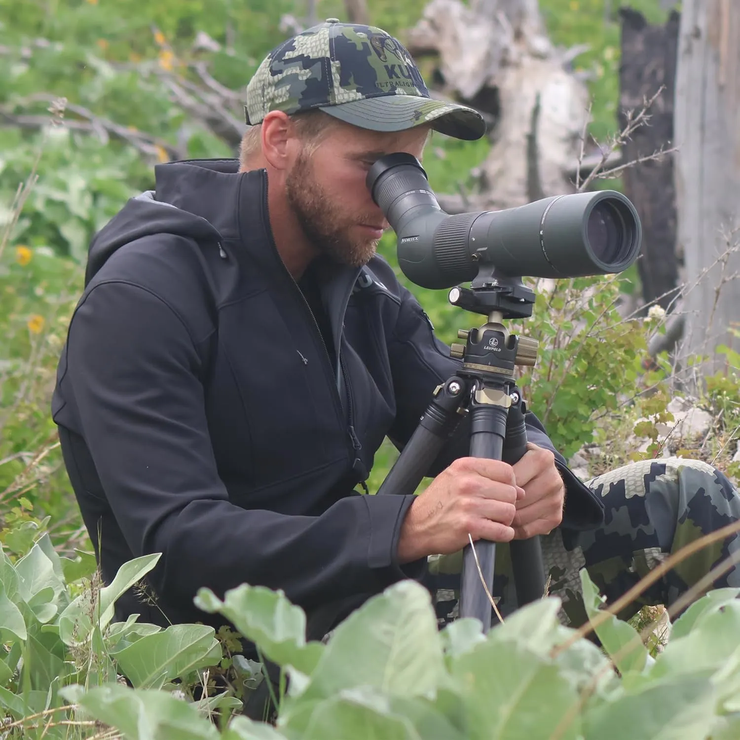 KUIU Guide PRO Hooded Jacket - Wind Resistant, Water Repellent, & Soft-Shell Hunting Jacket