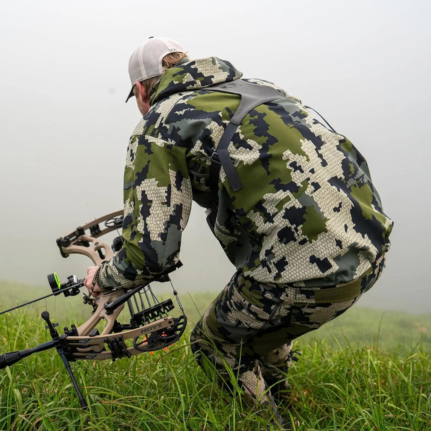 KUIU Guide PRO Hooded Jacket - Wind Resistant, Water Repellent, & Soft-Shell Hunting Jacket