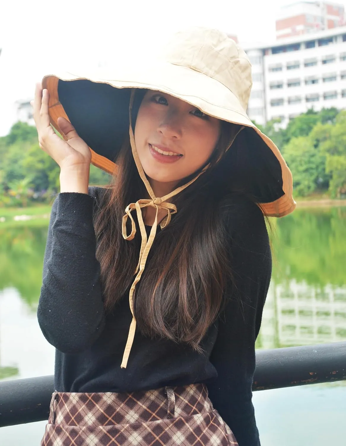 Packable Large Brim Sun Hat for Women - 6.7" Wide-Brim UV-Protection Women's-Sun-Beach-Hats with Strap
